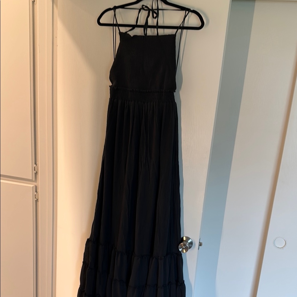 Elegant Black Maxi Dress
